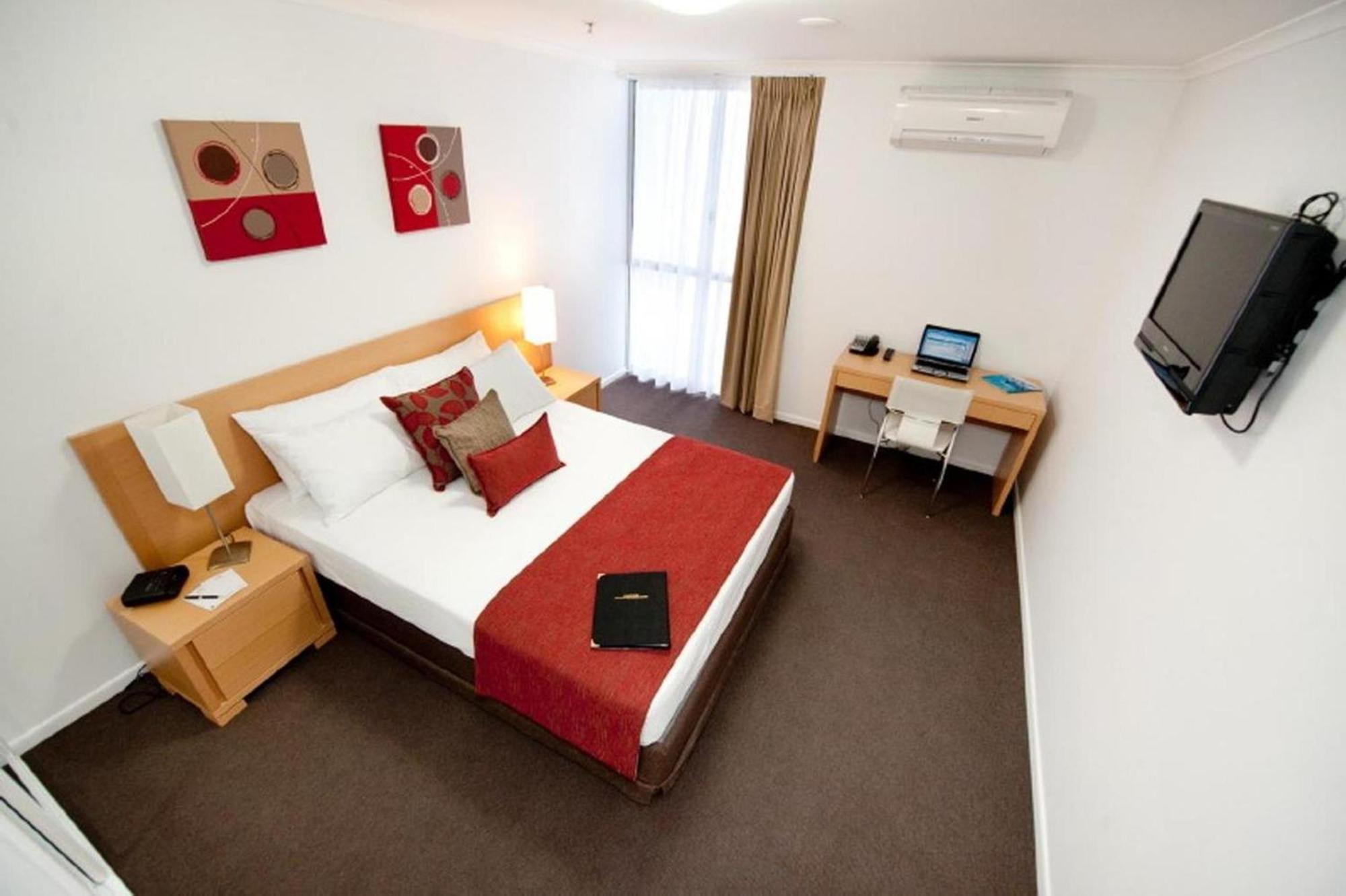Edge Apartment Hotel Rockhampton Exteriör bild