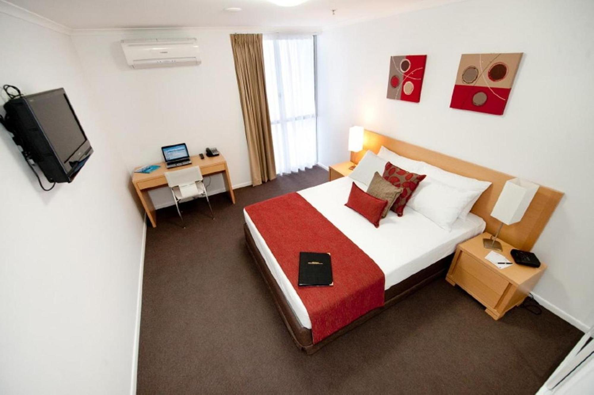 Edge Apartment Hotel Rockhampton Exteriör bild