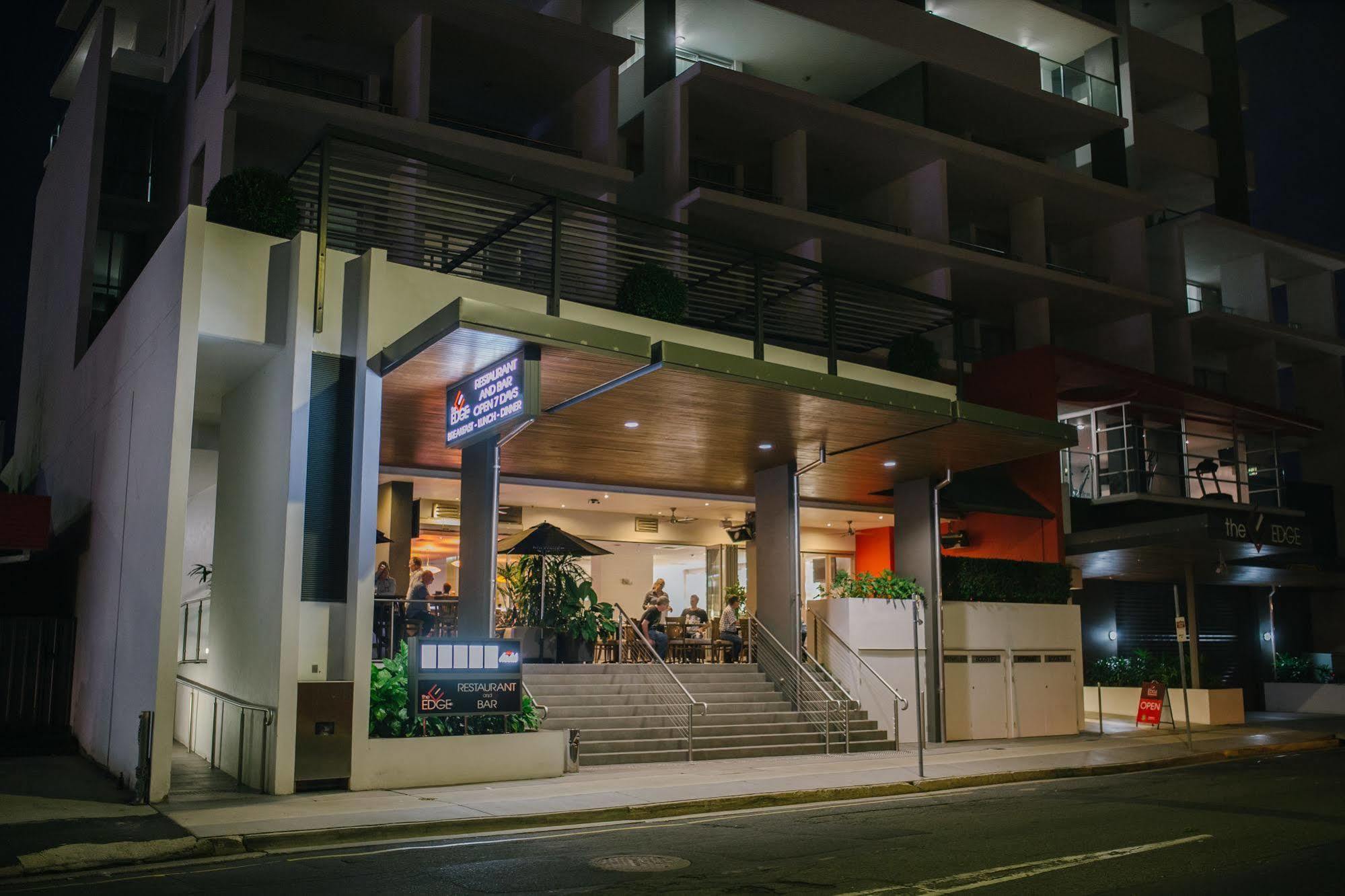 Edge Apartment Hotel Rockhampton Exteriör bild