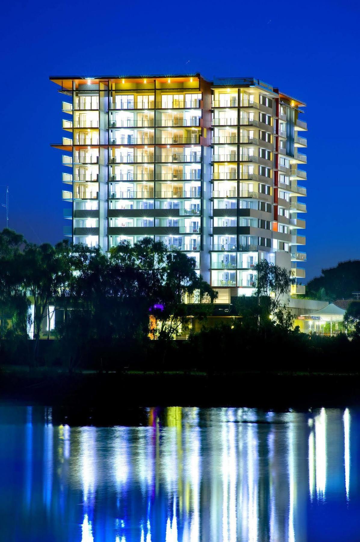 Edge Apartment Hotel Rockhampton Exteriör bild