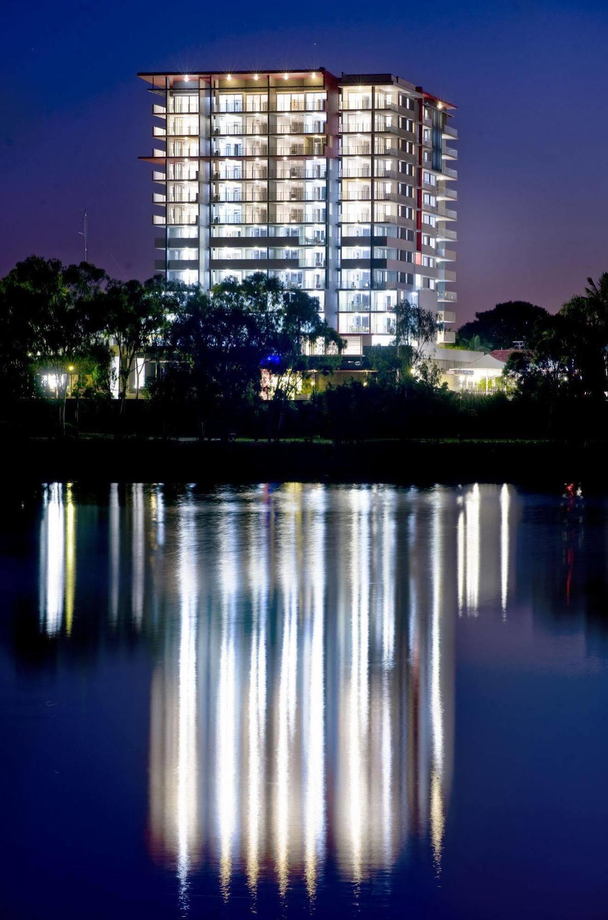 Edge Apartment Hotel Rockhampton Exteriör bild