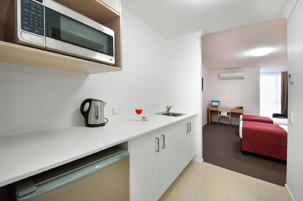 Edge Apartment Hotel Rockhampton Exteriör bild
