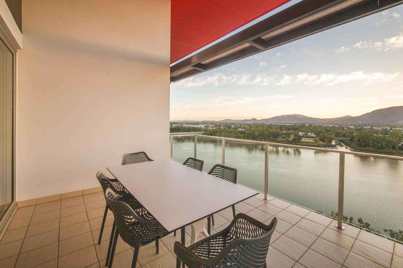 Edge Apartment Hotel Rockhampton Exteriör bild